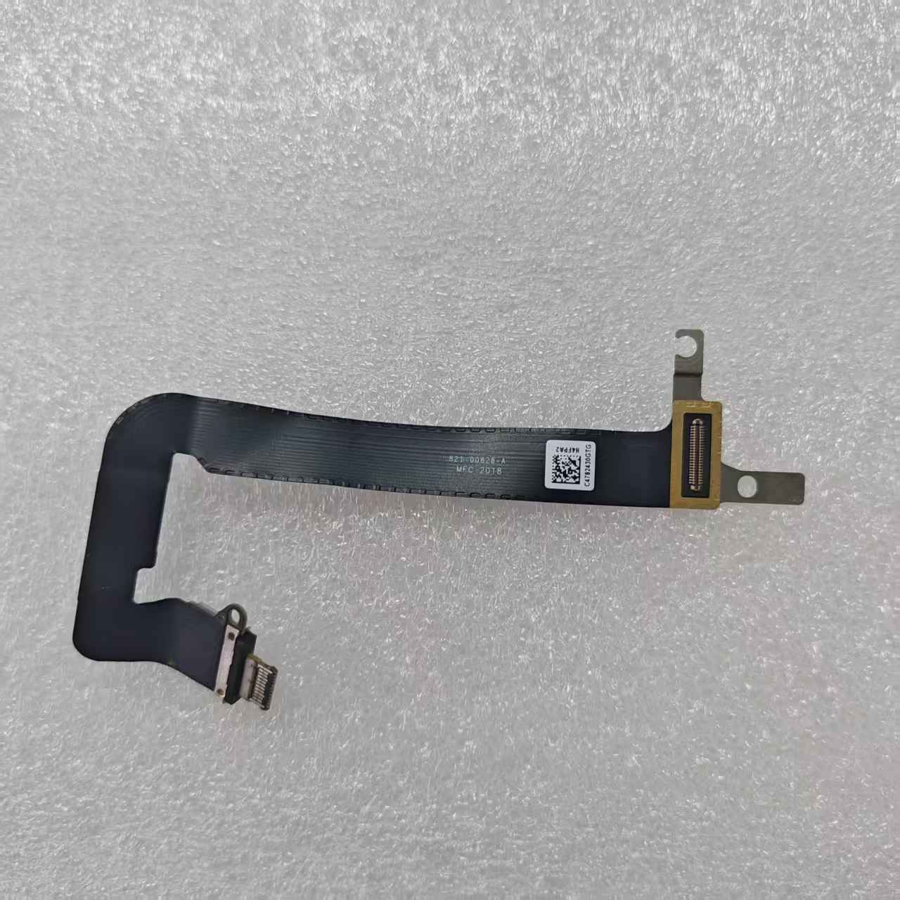Cavo flessibile per porta di r - Charging Port Flex recensione e prezzo